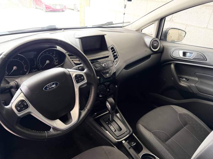 Interior auto detailing Oshawa